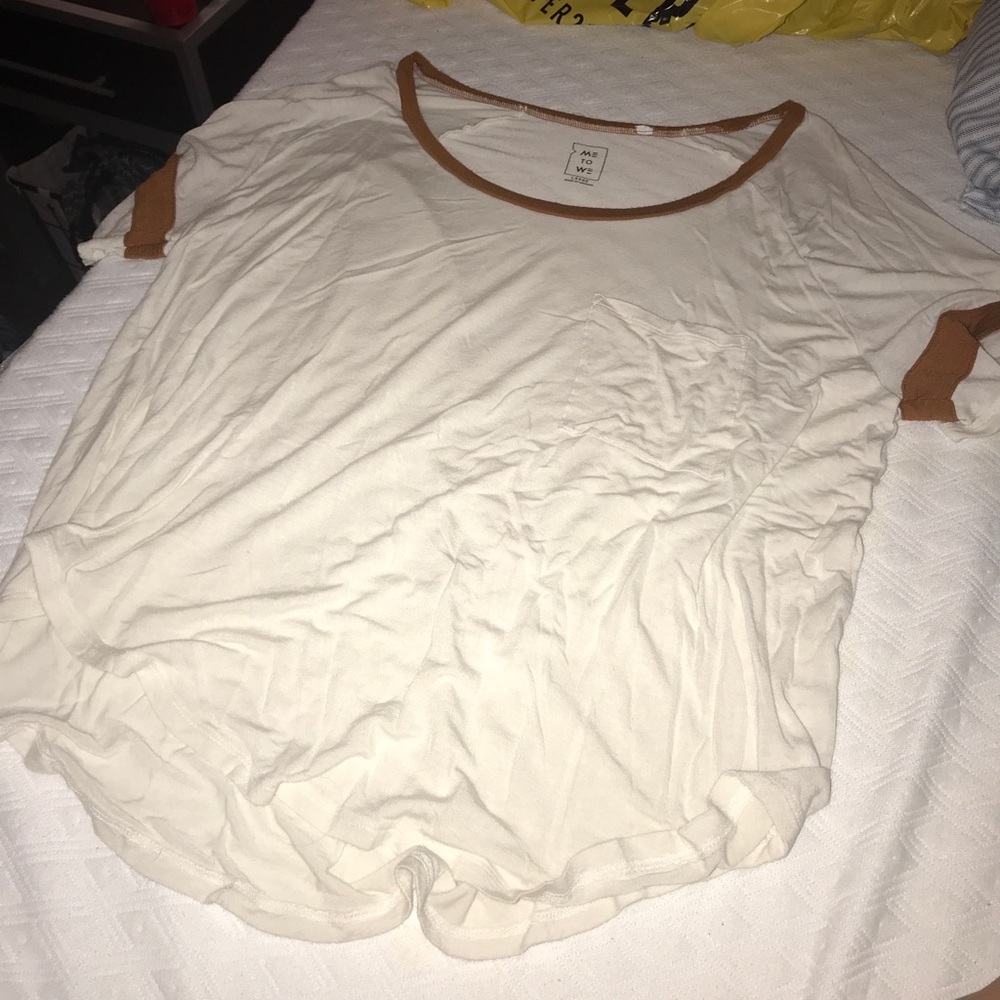 Hardly worn, flowy shirt